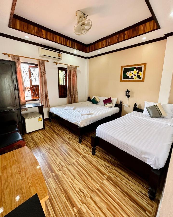 Singharat Boutique House Bed & Breakfast Луанг Прабанг Екстериор снимка