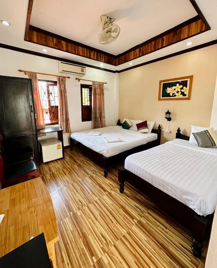 Singharat Boutique House Bed & Breakfast Луанг Прабанг Екстериор снимка