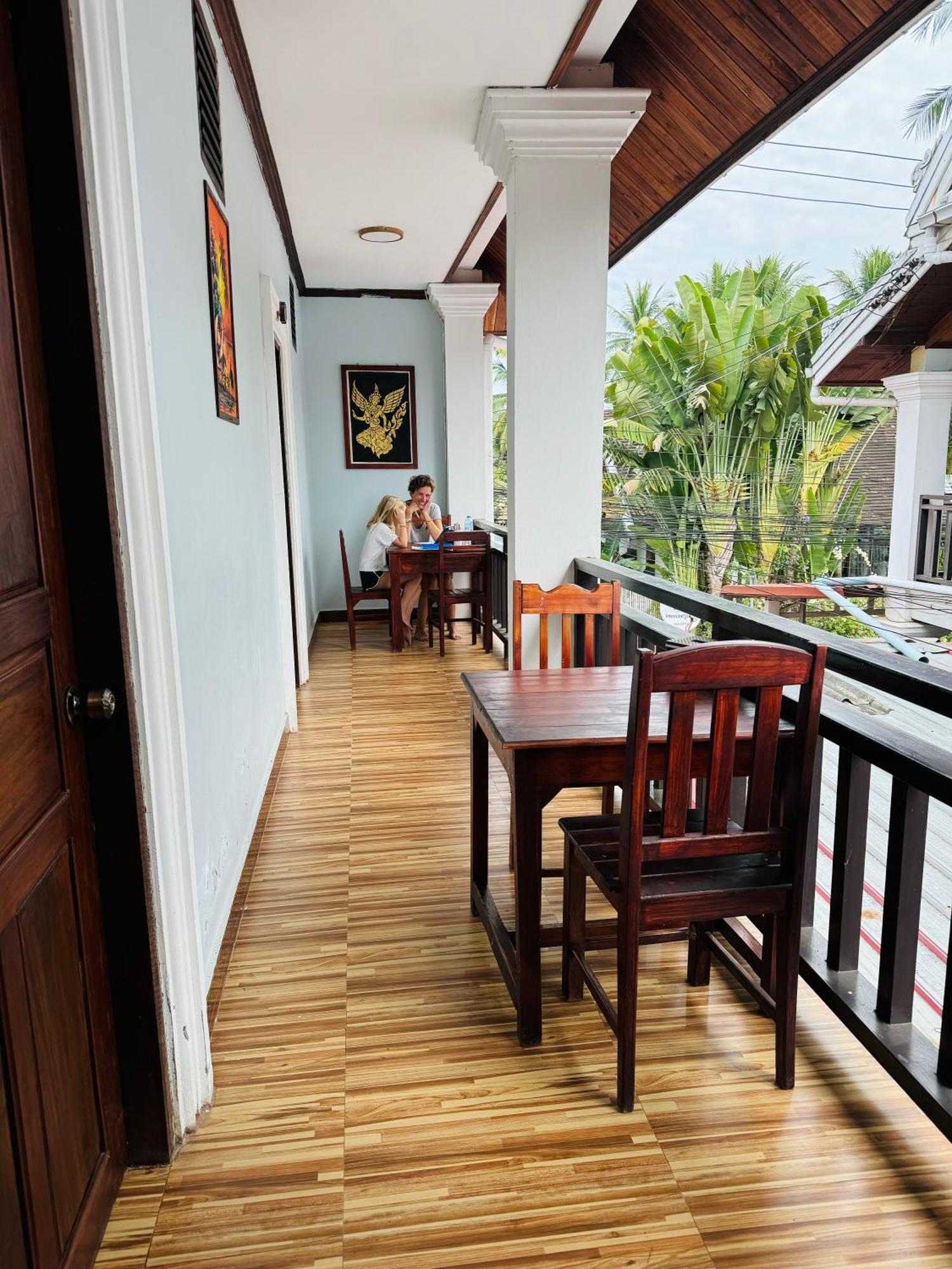 Singharat Boutique House Bed & Breakfast Луанг Прабанг Екстериор снимка
