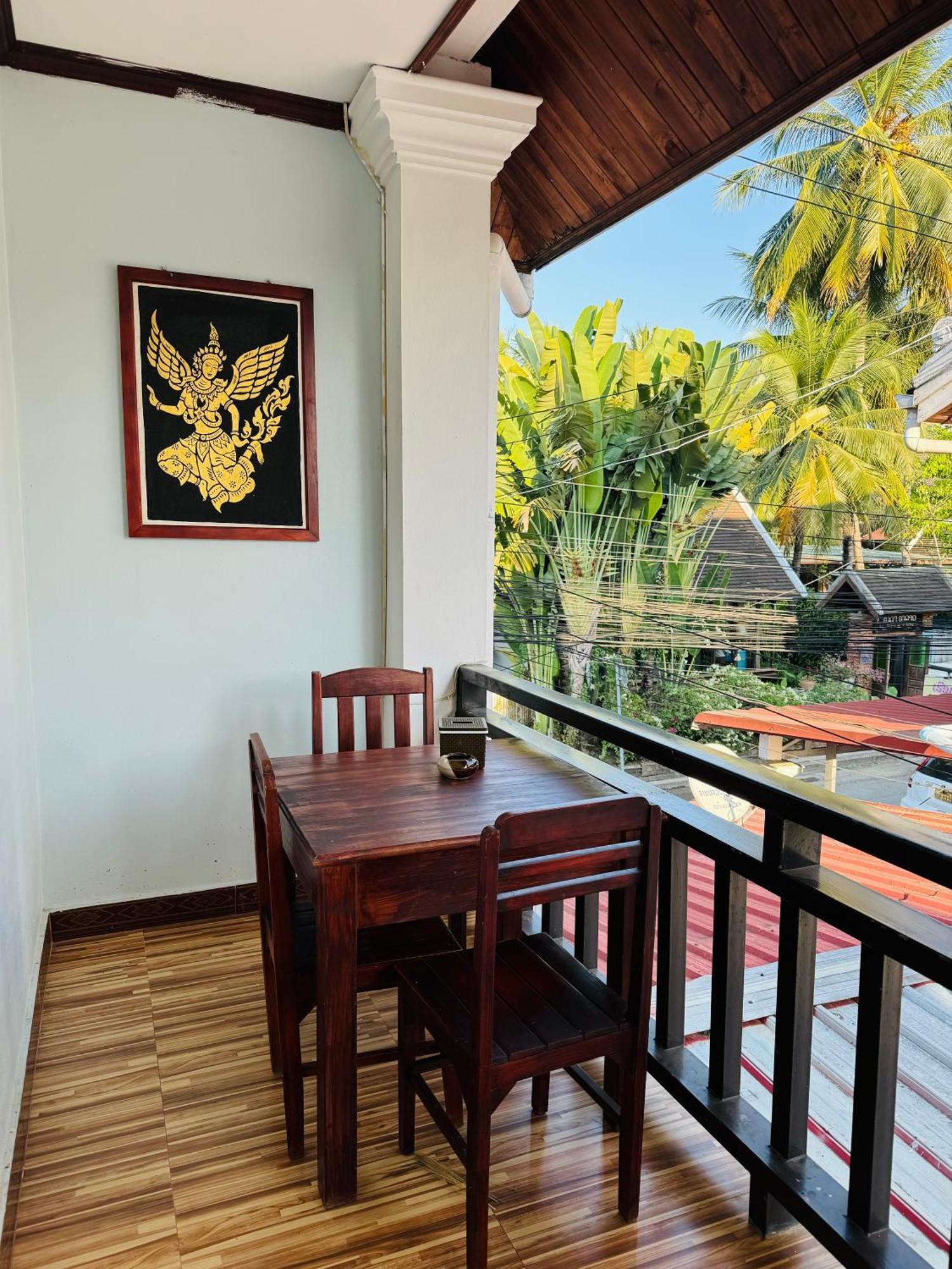 Singharat Boutique House Bed & Breakfast Луанг Прабанг Екстериор снимка