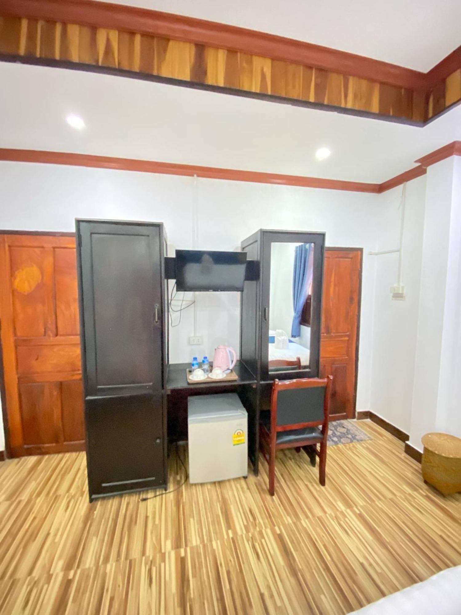 Singharat Boutique House Bed & Breakfast Луанг Прабанг Екстериор снимка