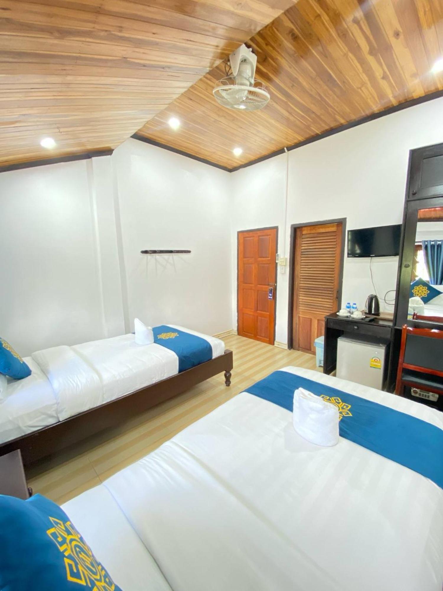 Singharat Boutique House Bed & Breakfast Луанг Прабанг Екстериор снимка
